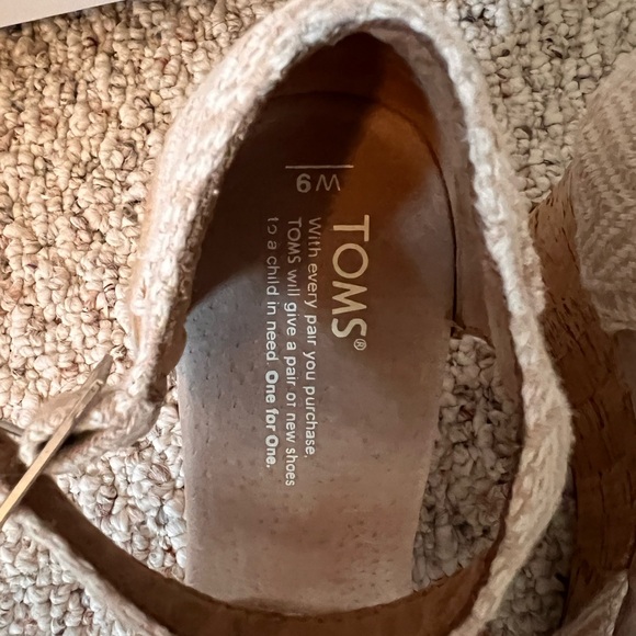Toms Wedges - Picture 3 of 5